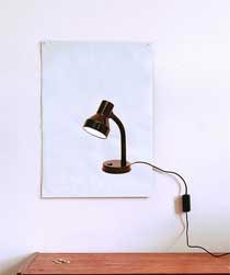 飛身入墻的平板LED臺(tái)燈(圖)